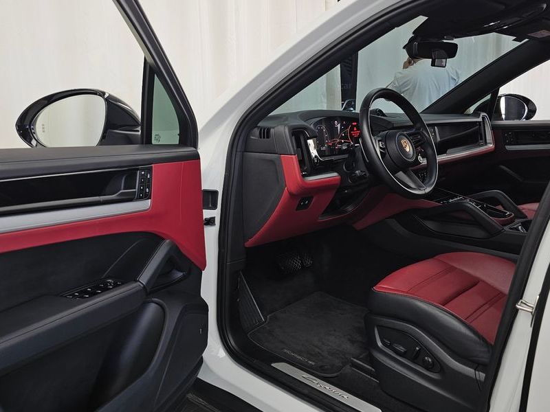 2024 Porsche Cayenne 3.0 Coupe photo 10