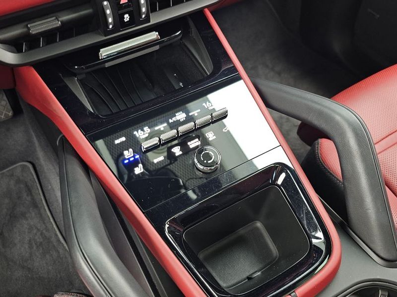 2024 Porsche Cayenne 3.0 Coupe photo 29