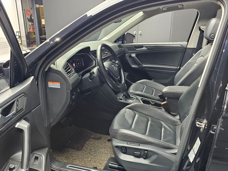 2020 Volkswagen Tiguan 2.0 TDI Prestige photo 10