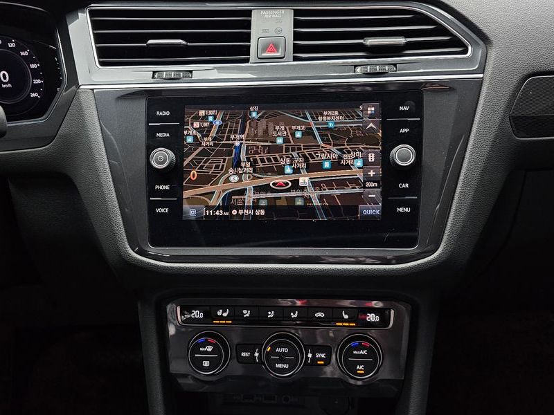2020 Volkswagen Tiguan 2.0 TDI Prestige photo 15