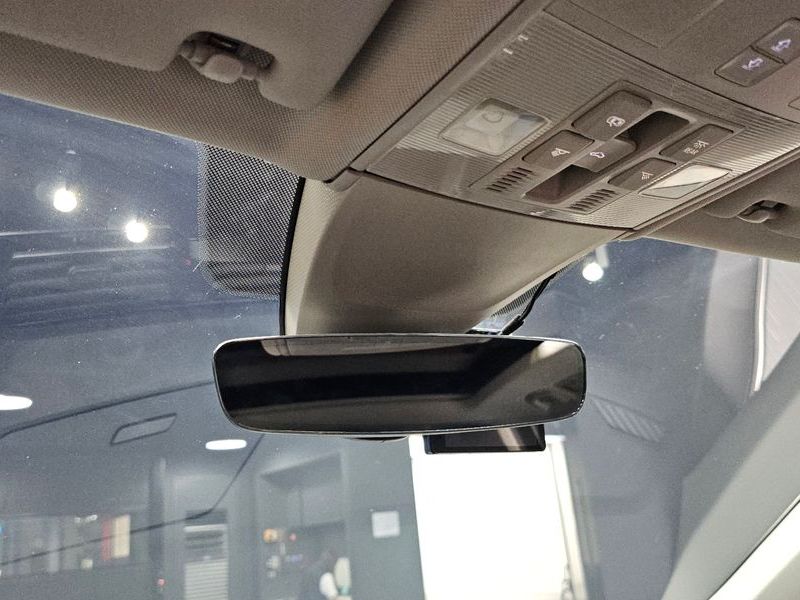 2020 Volkswagen Tiguan 2.0 TDI Prestige photo 18