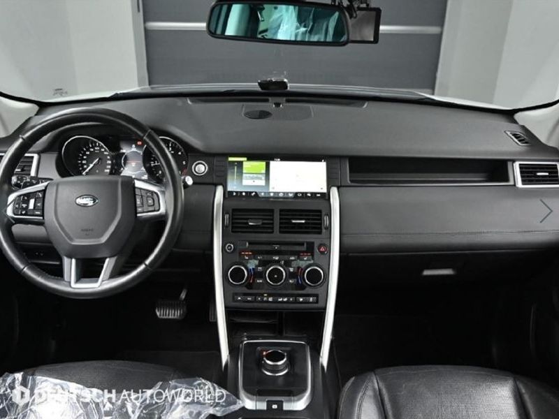 2017 Land Rover Discovery Sport 2.0 TD4 SE photo 7