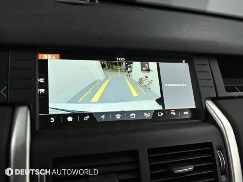 2017 Land Rover Discovery Sport 2.0 TD4 SE photo 15