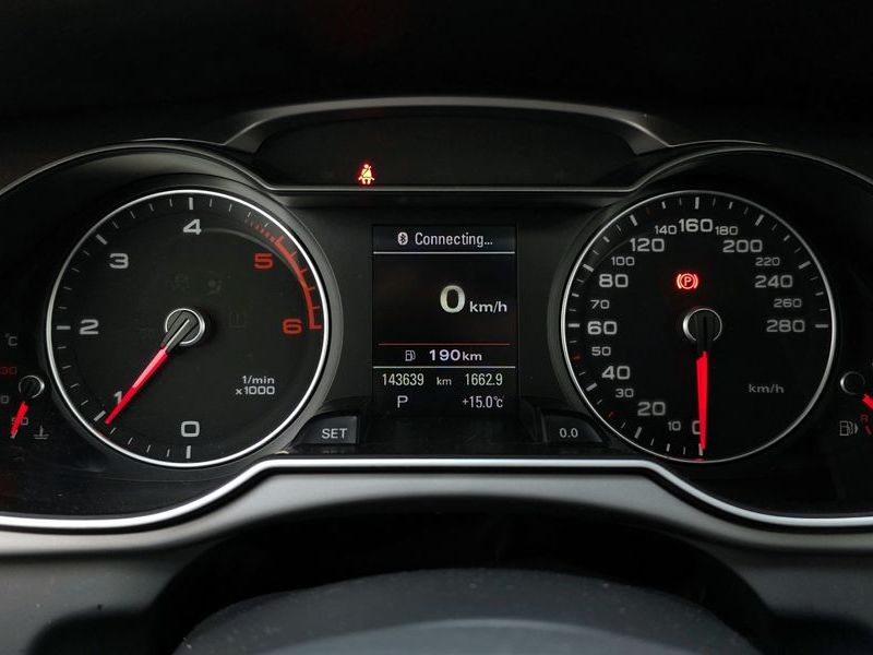 2013 Audi A4 2.0 TDI dynamic B8 photo 8