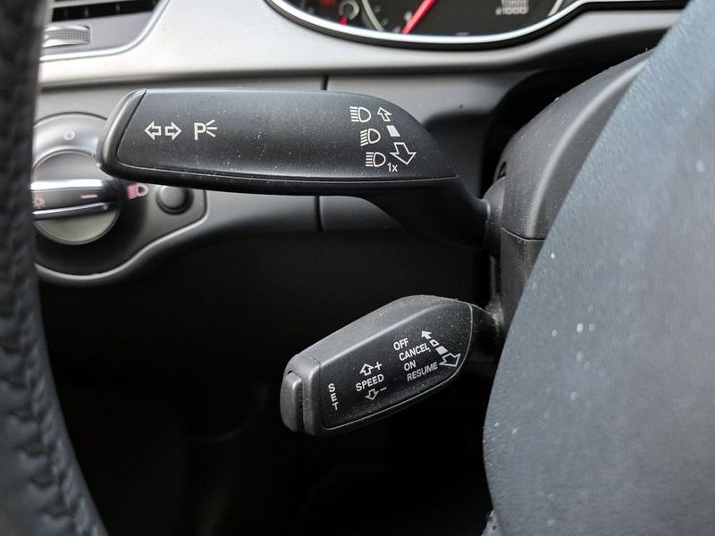 2013 Audi A4 2.0 TDI dynamic B8 photo 17