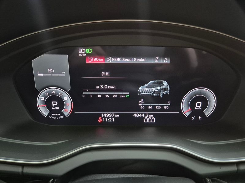 2024 Audi Q5 45 TFSI Quattro Premium photo 8