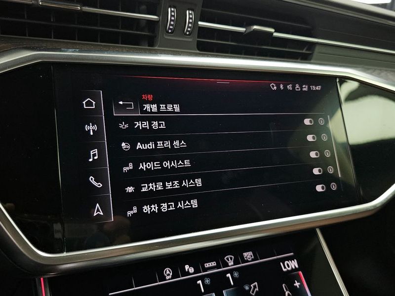 2021 Audi A6 45 TFSI Premium photo 16