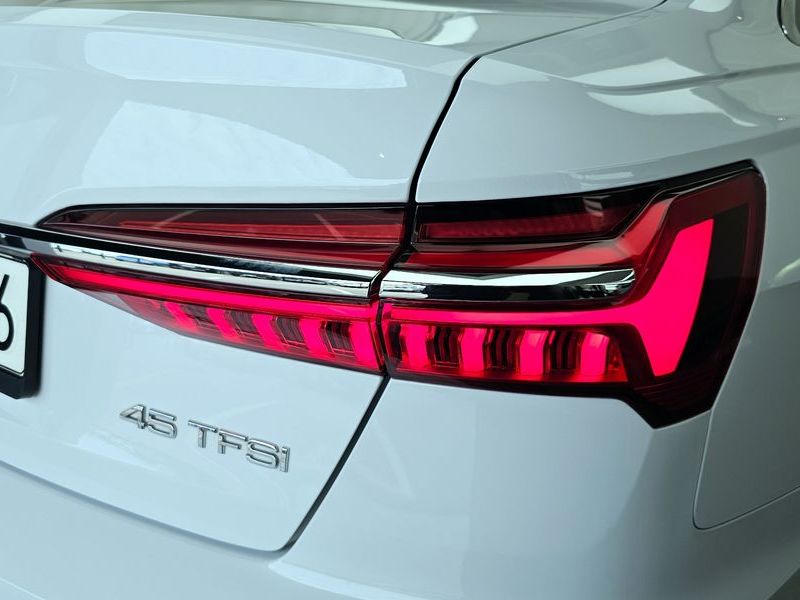 2021 Audi A6 45 TFSI Premium photo 23