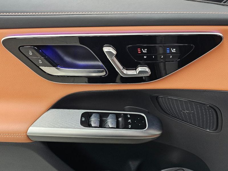 2024 Mercedes-Benz C-Class GLC220 d 4MATIC photo 30