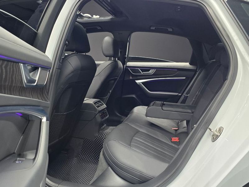 2021 Audi A6 45 TFSI Quattro Premium photo 12