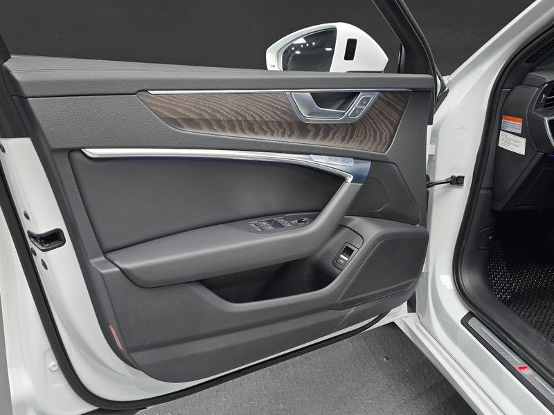 2021 Audi A6 45 TFSI Quattro Premium photo 24