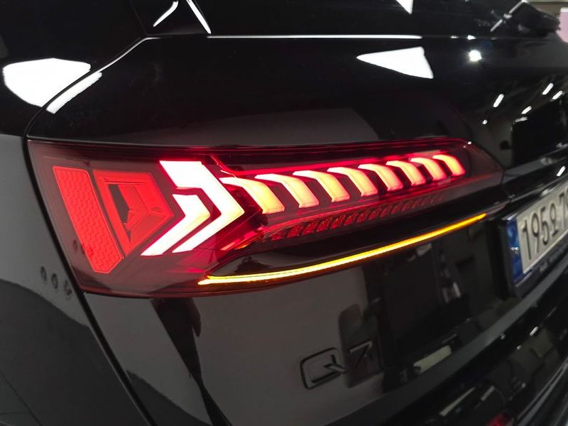 2022 Audi Q7 55 TFSI Quattro Premium photo 23