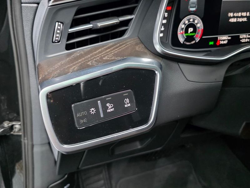 2020 Audi A6 45 TFSI Premium photo 27