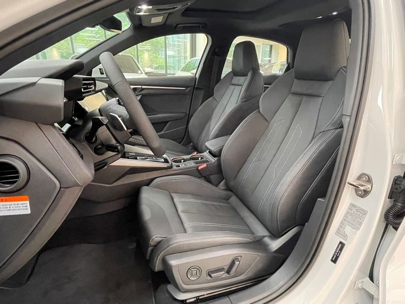 2026 Audi A3 40 TFSI Premium photo 10