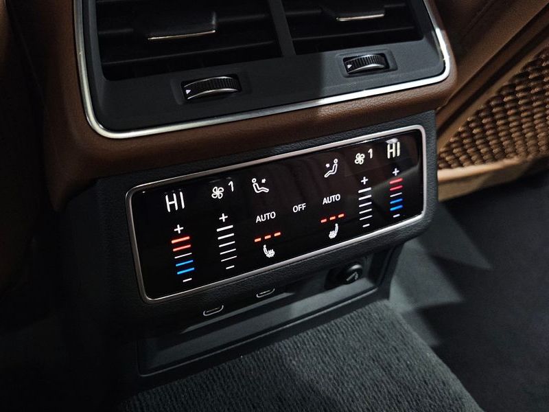 2022 Audi A6 45 TFSI Quattro Premium photo 17