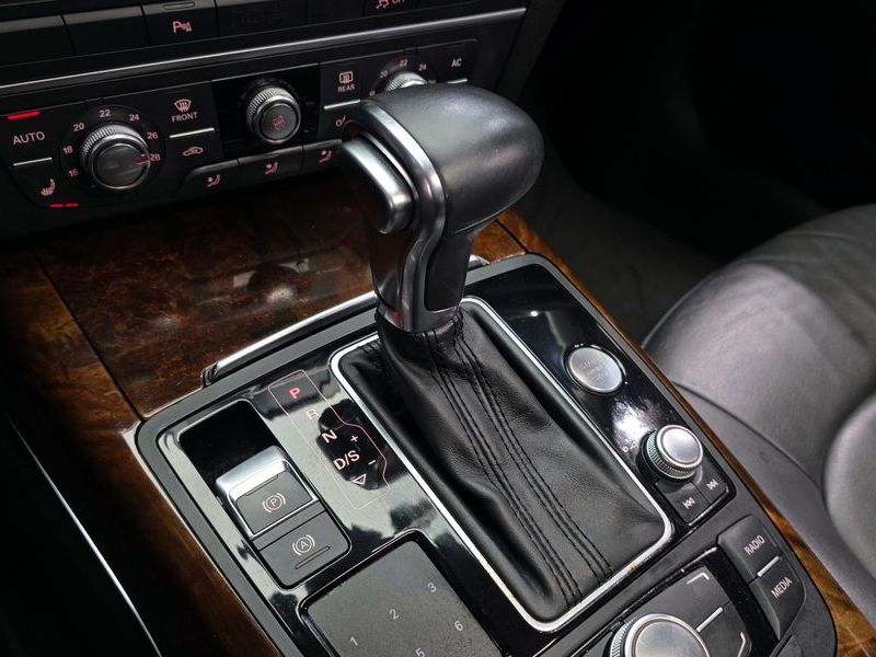 2014 Audi A6 2.0 TFSI Quattro Dynamic C7 photo 9