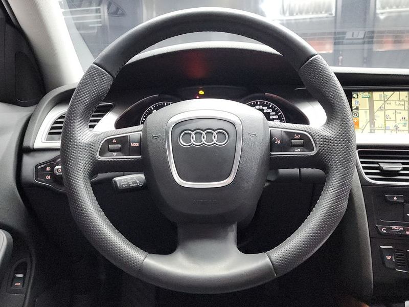 2012 Audi A4 2.0 TFSI Quattro Dynamic B8 photo 13