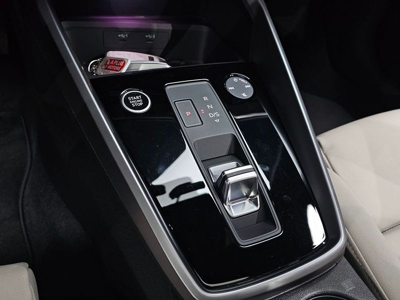 2023 Audi A3 40 TFSI Premium photo 9
