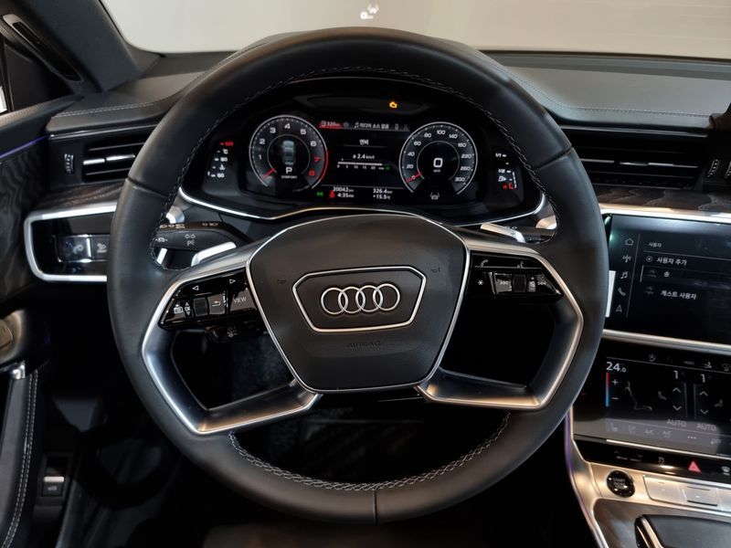 2024 Audi A7 55 TFSI Quattro Premium photo 19
