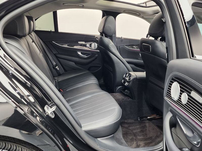 2020 Mercedes-Benz E-Class E450 4MATIC Exclusive photo 12