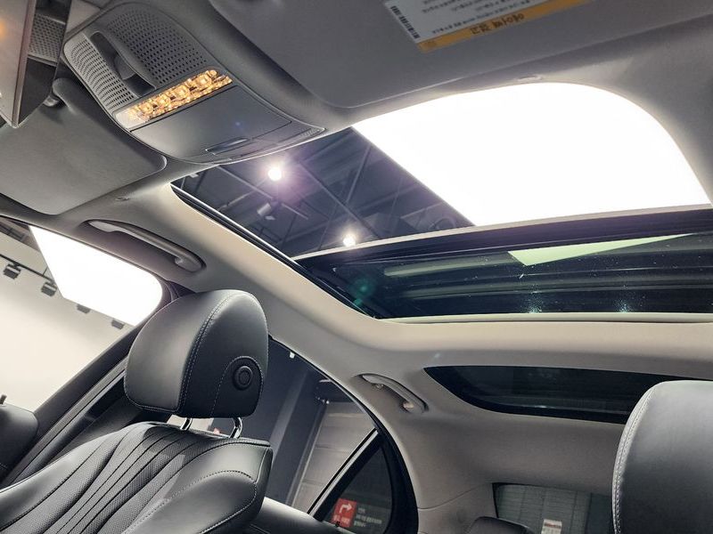 2020 Mercedes-Benz E-Class E450 4MATIC Exclusive photo 18