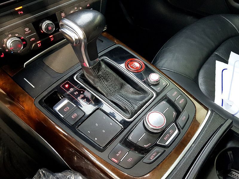 2012 Audi A6 2.0 TFSI Dynamic C7 photo 9