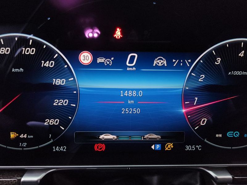2022 Mercedes-Benz S-Class S580L 4MATIC photo 8