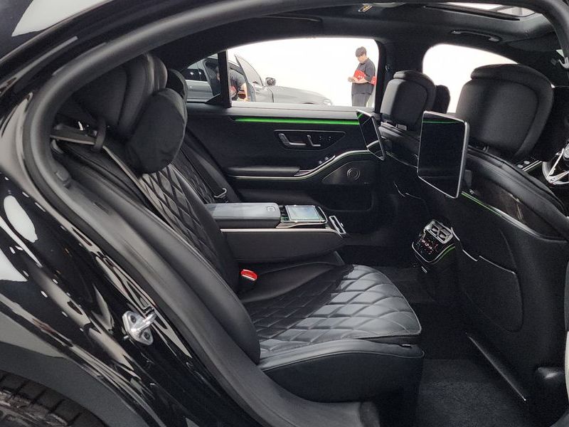 2022 Mercedes-Benz S-Class S580L 4MATIC photo 16
