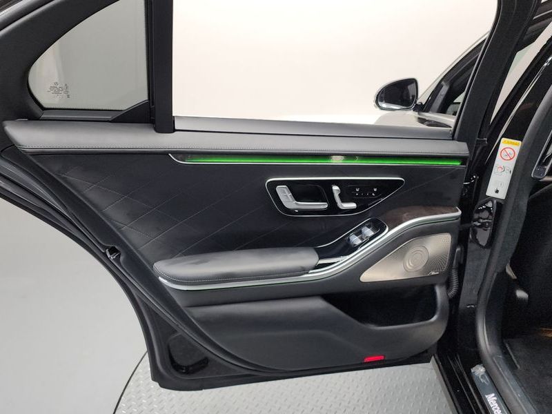 2022 Mercedes-Benz S-Class S580L 4MATIC photo 24