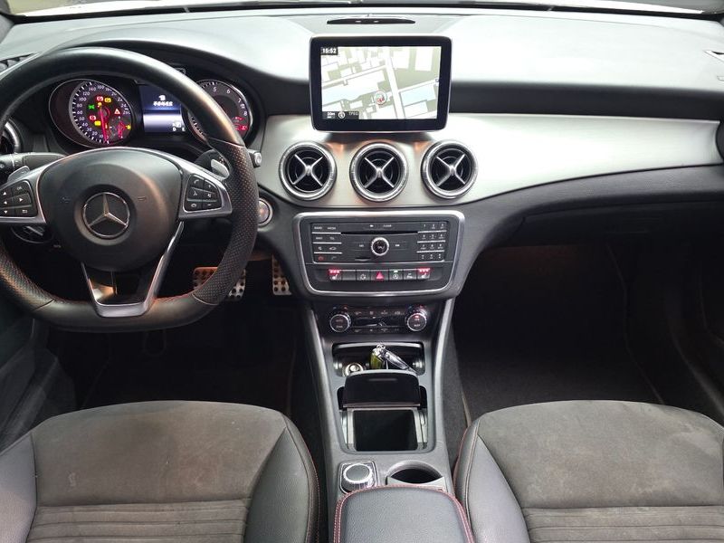 2015 Mercedes-Benz A-Class CLA250 4MATIC photo 7