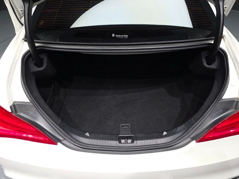 2015 Mercedes-Benz A-Class CLA250 4MATIC photo 20