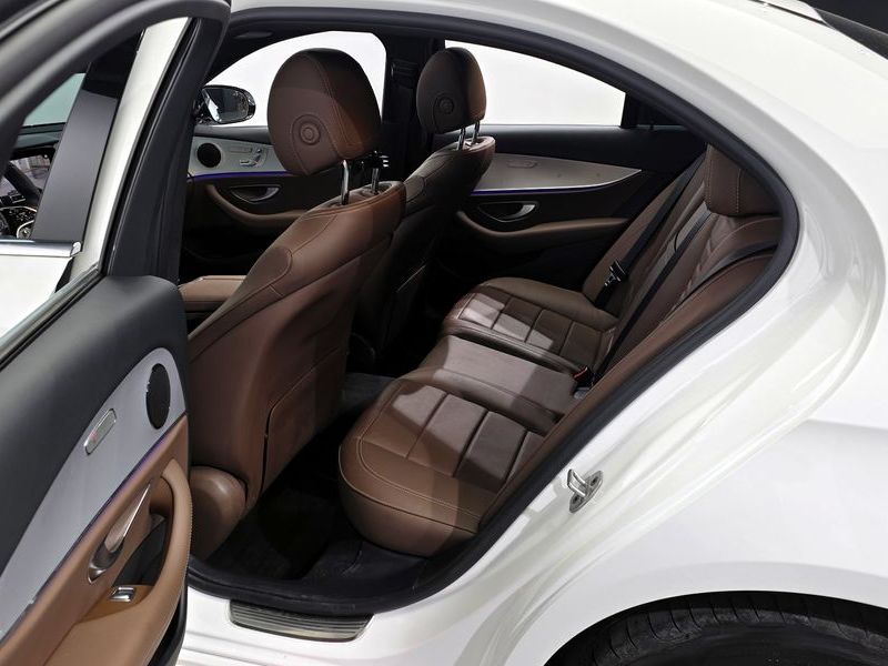 2021 Mercedes-Benz E-Class E250 Avantgarde photo 11