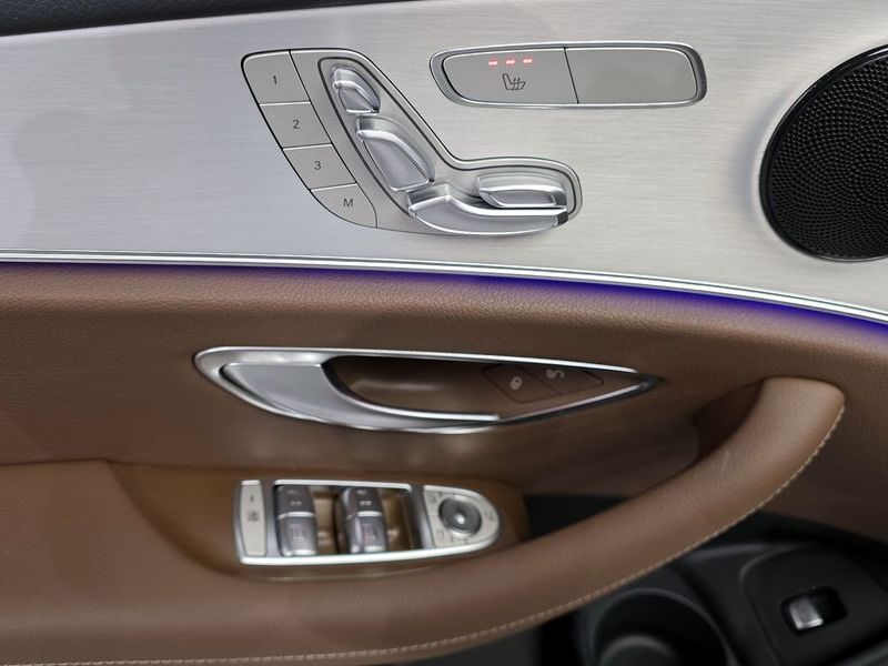 2021 Mercedes-Benz E-Class E250 Avantgarde photo 14