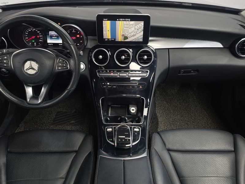 2015 Mercedes-Benz C-Class C220 BlueTEC Avantgarde photo 7