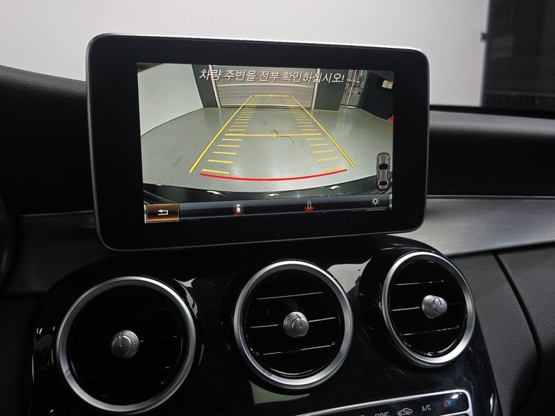 2015 Mercedes-Benz C-Class C220 BlueTEC Avantgarde photo 15