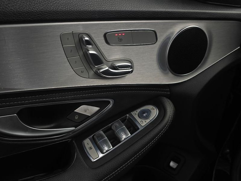 2015 Mercedes-Benz C-Class C220 BlueTEC Avantgarde photo 19