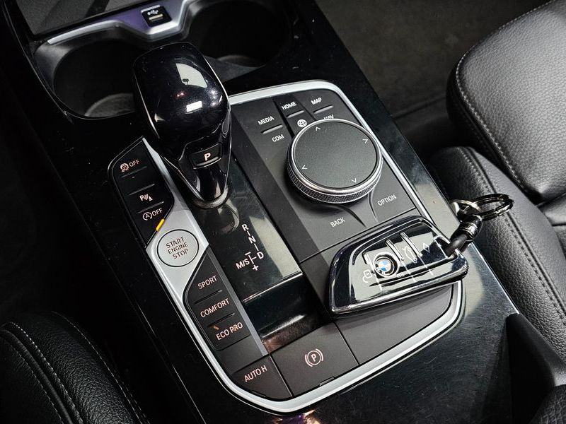 2022 BMW 1시리즈 120i M Sports photo 9