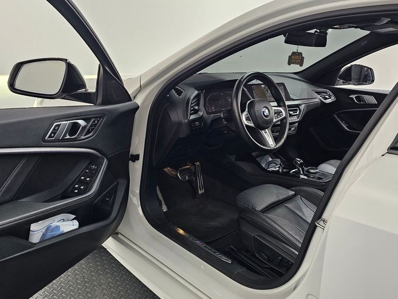 2022 BMW 1시리즈 120i M Sports photo 10