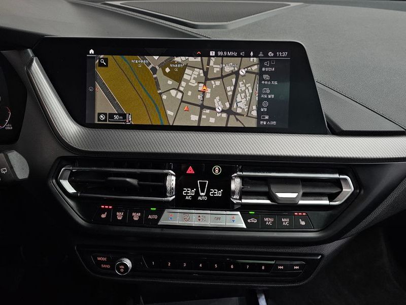 2022 BMW 1시리즈 120i M Sports photo 15