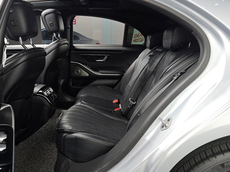 2022 Mercedes-Benz S-Class S350 d photo 12