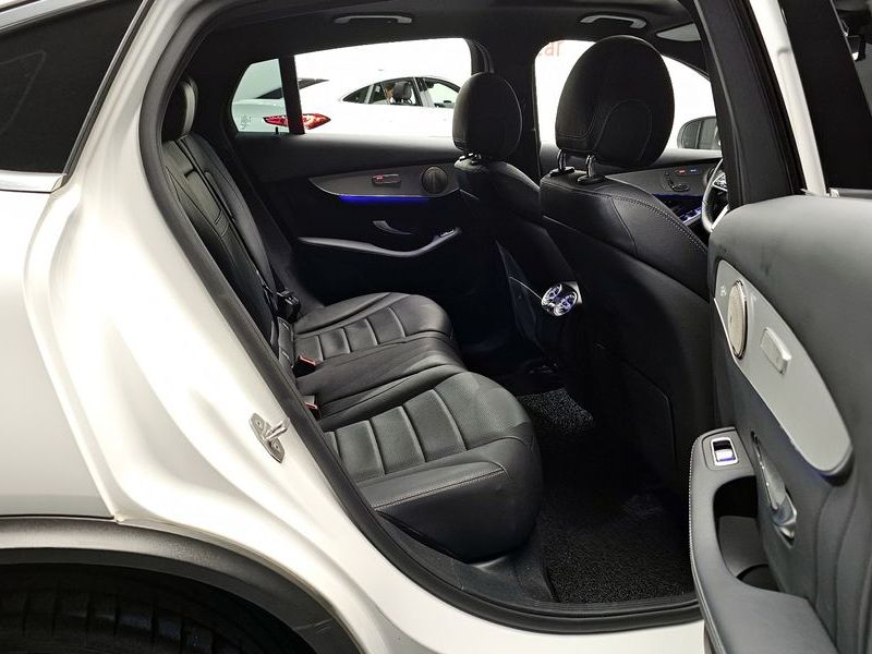 2020 Mercedes-Benz C-Class GLC220 d 4MATIC Coupe photo 12