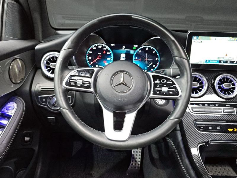 2020 Mercedes-Benz C-Class GLC220 d 4MATIC Coupe photo 13