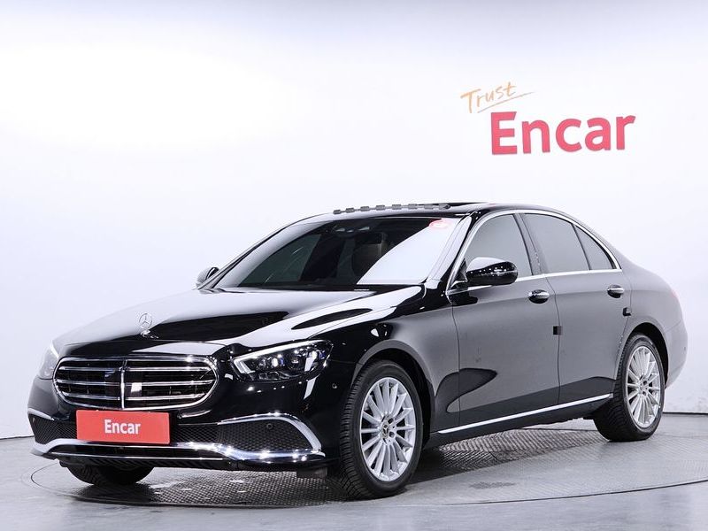 2021 Mercedes-Benz E-Class E250 Exclusive photo 1
