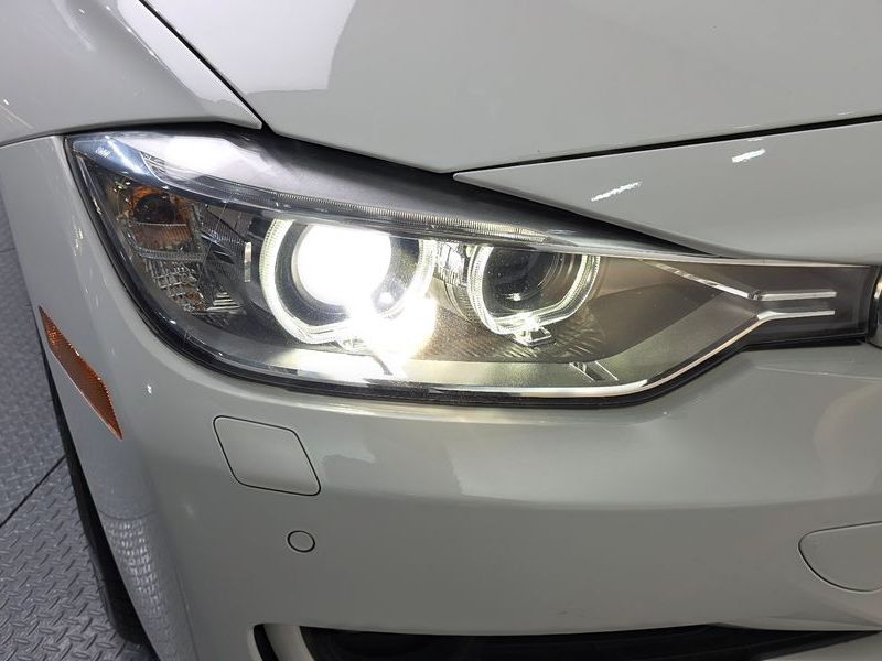 2014 BMW 3 Series 320d xDrive photo 22