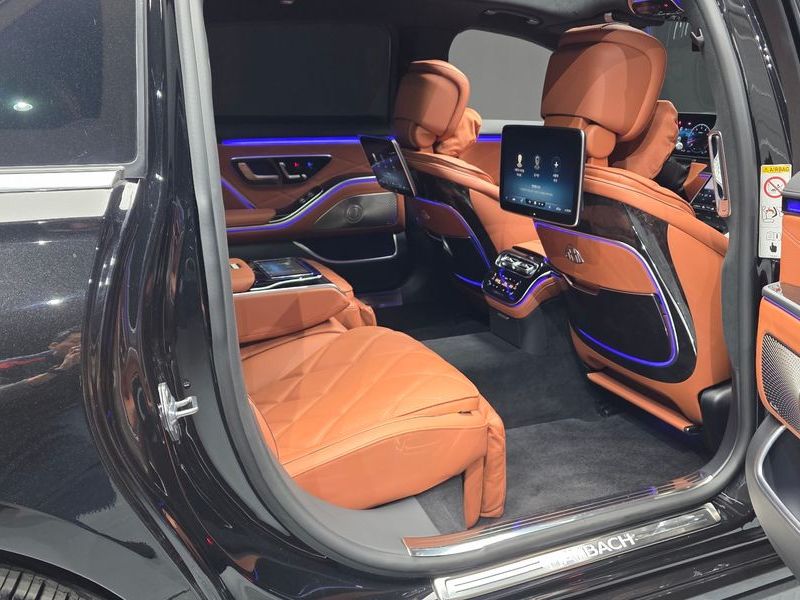 2022 Mercedes-Benz S-Class Maybach S580 4MATIC photo 11