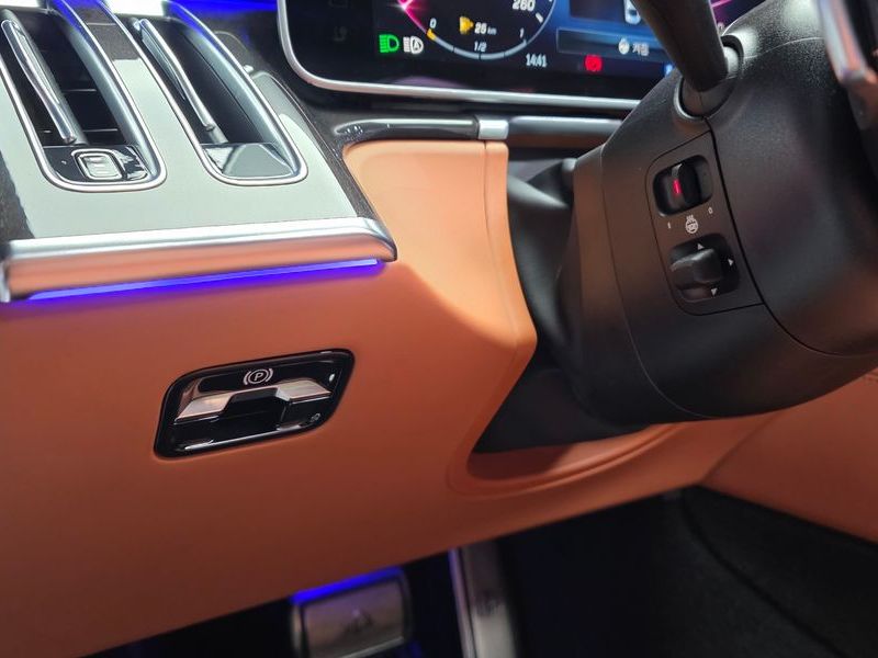 2022 Mercedes-Benz S-Class Maybach S580 4MATIC photo 20