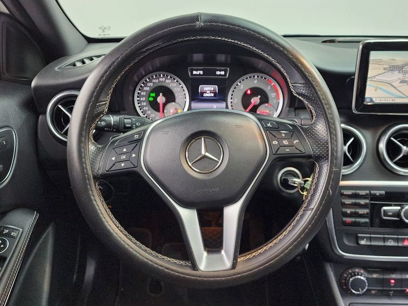 2014 Mercedes-Benz A-Class A200 CDI Night photo 14