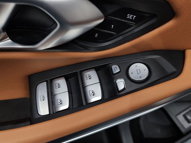 2023 BMW 3 Series 320i M Sport photo 30
