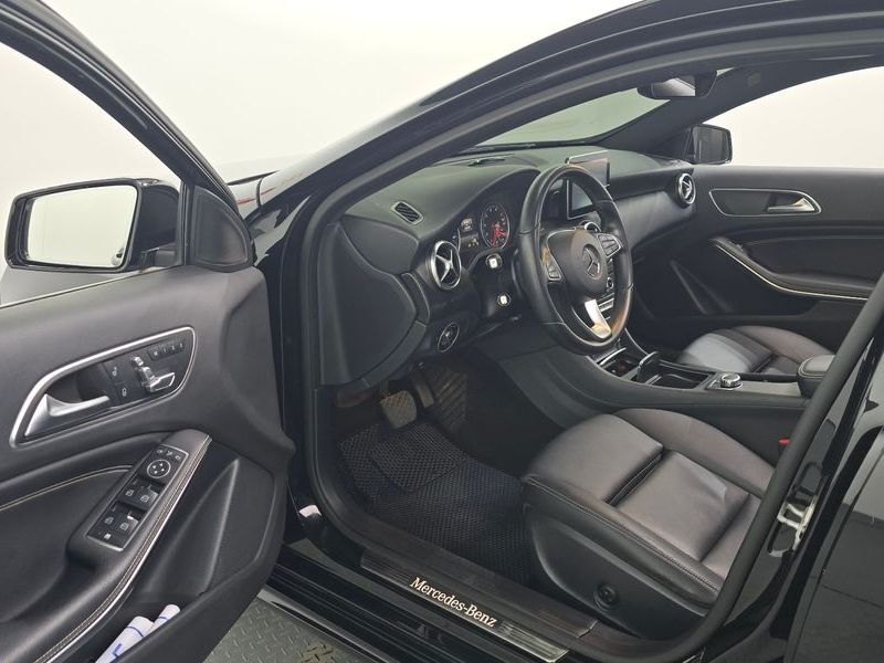 2016 Mercedes-Benz A-Class A200 photo 10