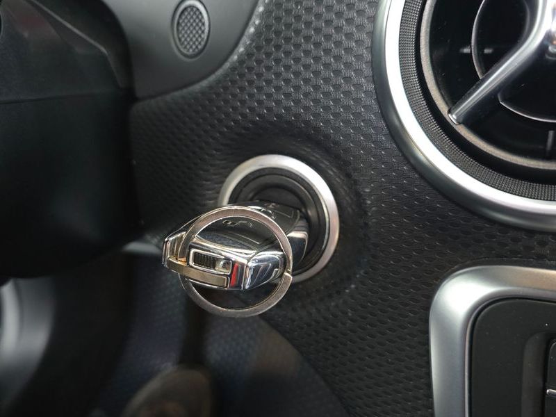 2016 Mercedes-Benz A-Class A200 photo 19